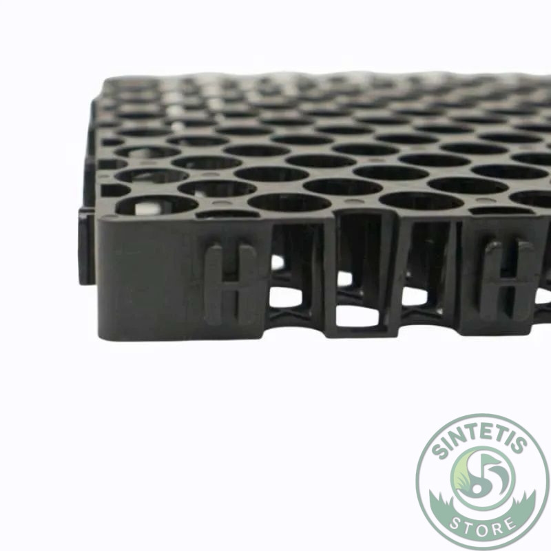 676e8d04360345440135ef96ffc4a229